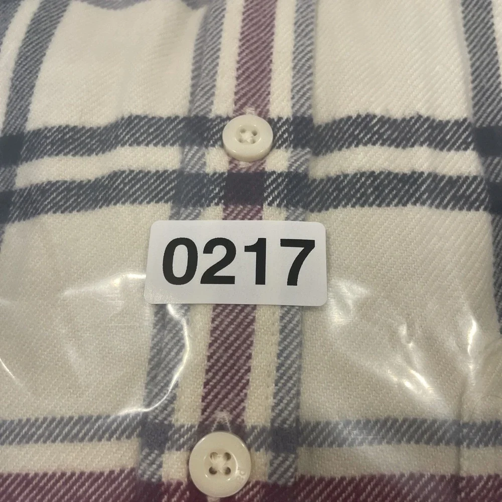 Patagonia Flannel Shirt Womens 4 White Plaid Organic Cotton Button Up 0217 - Picture 8 of 8